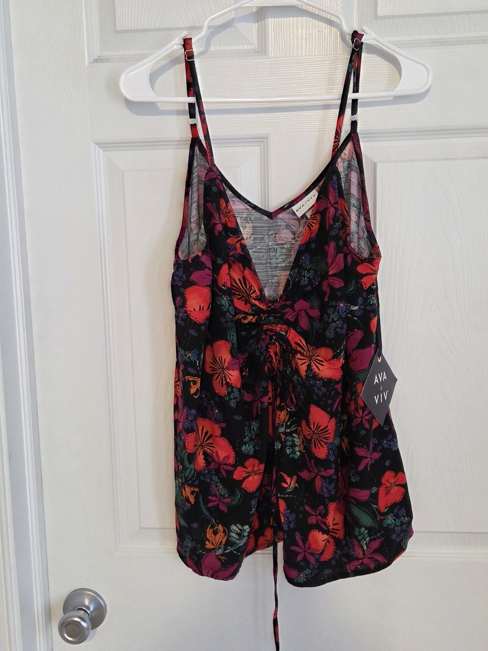 Ava & Viv Black Floral V-Neck Camisole with Red & Pink Blooms